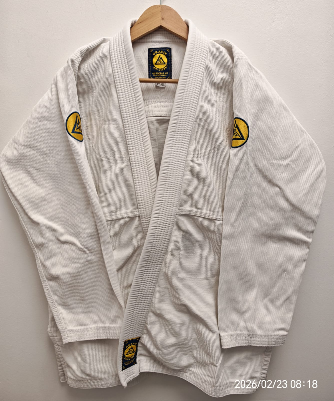 Pre-loved Gracie Sunset Gi - original RRP R1899 (F4 Jacket and A2 pants)