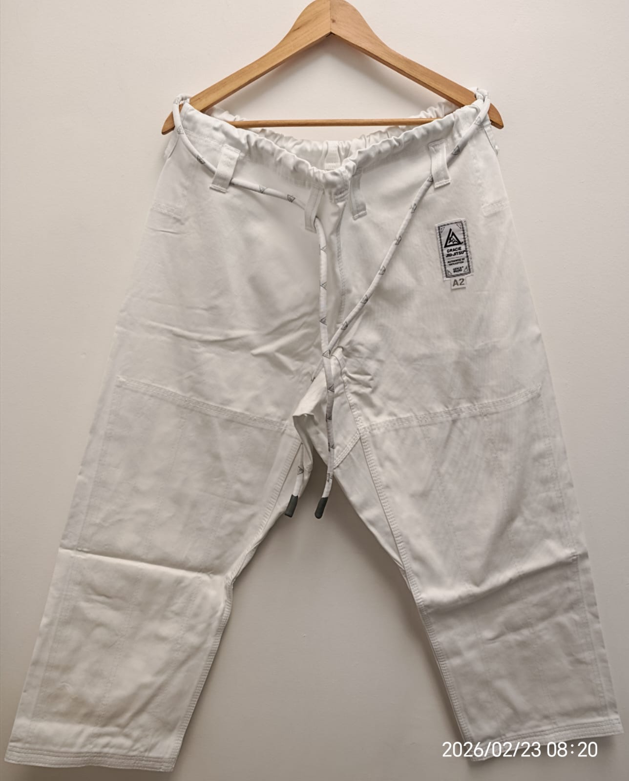 Pre-loved Gracie Sunset Gi - original RRP R1899 (F4 Jacket and A2 pants)